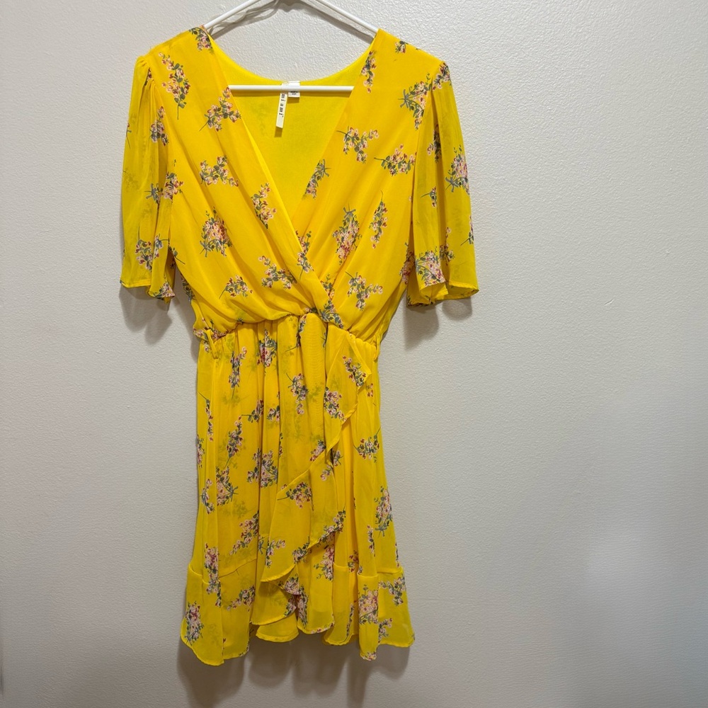 Miami Yellow Floral Mini Dress Size M